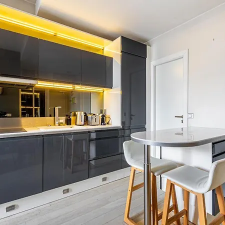 Guestready - Chic Nest Near Arc De Triomphe Apartment Paris Exterior photo