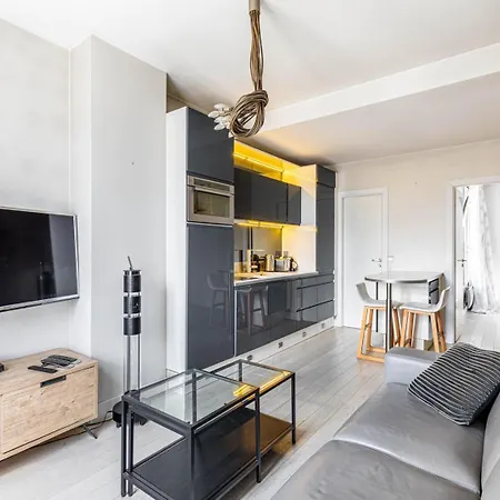 Guestready - Chic Nest Near Arc De Triomphe Apartment Paris Exterior photo