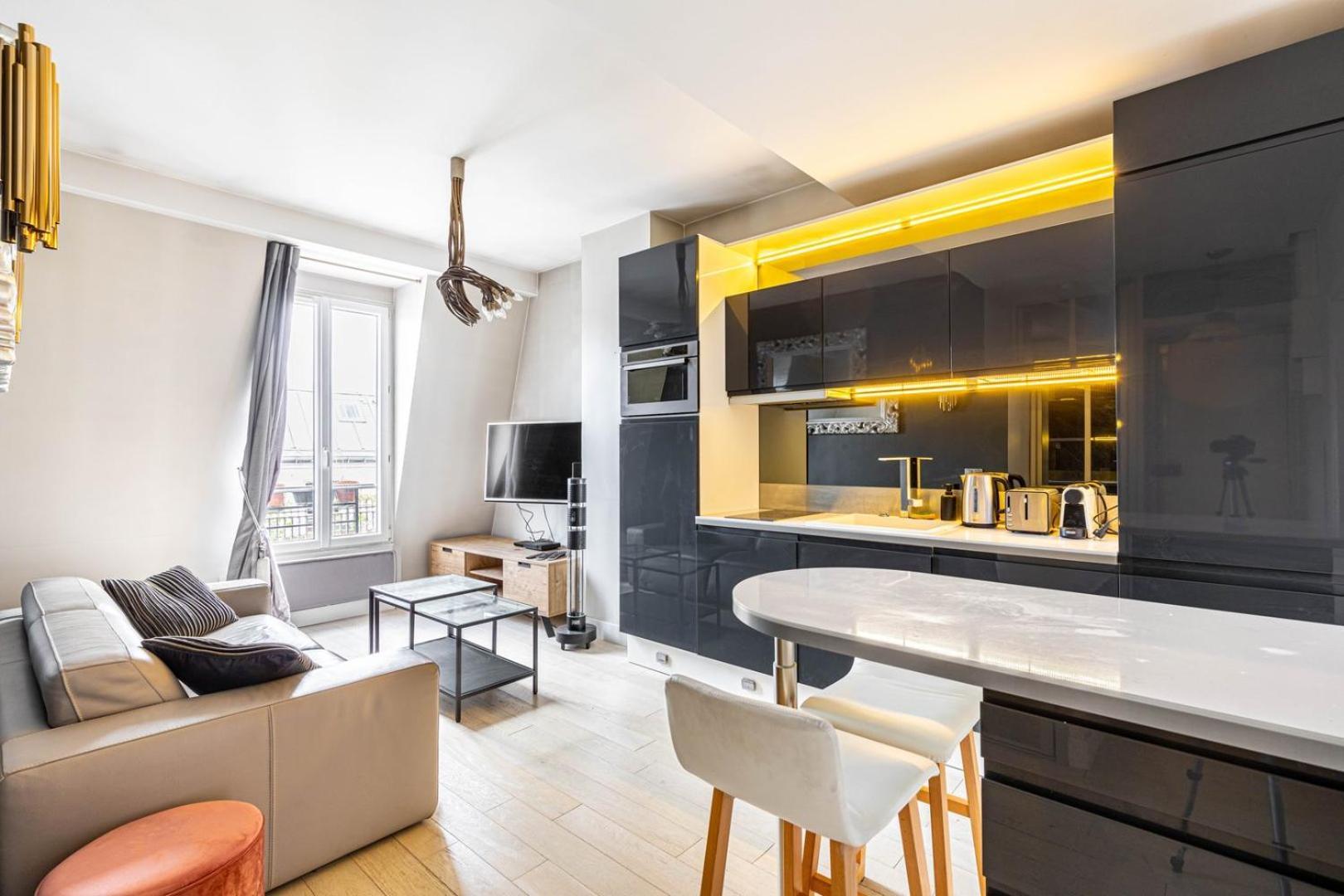 Guestready - Chic Nest Near Arc De Triomphe Apartment Paris